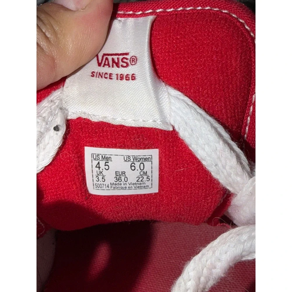 Boy vans red checkered knu Skools 4.5